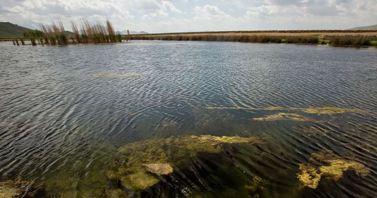 معنای نام تالاب هشیلان چیست؟