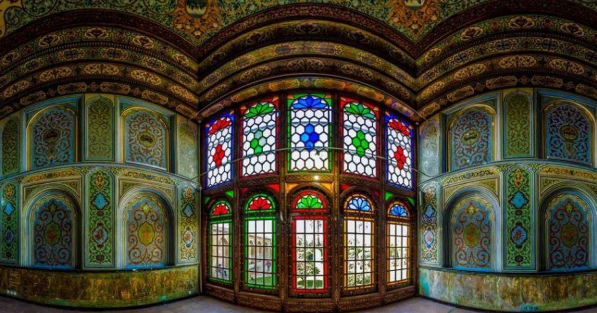 گشتی در بخشهای دیدنی نارنجستان قوام